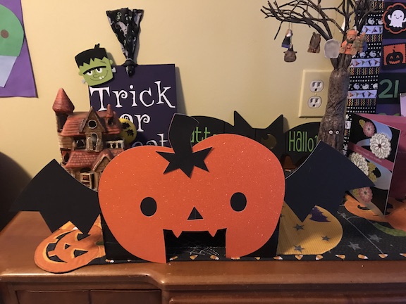 DIY Halloween Pumpkin Golf Game for fun halloween parties