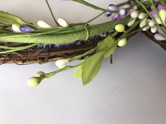 DIY Bunny Wreath with a hot glue gun and garland