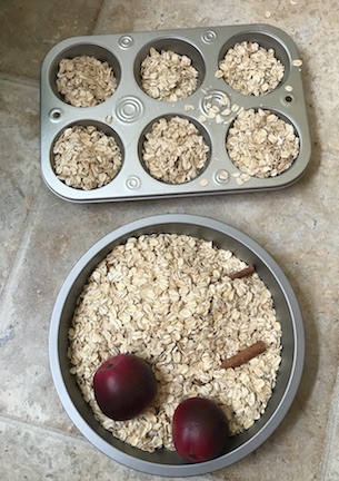 Apple-Sensory-Bin-Apple-Pie