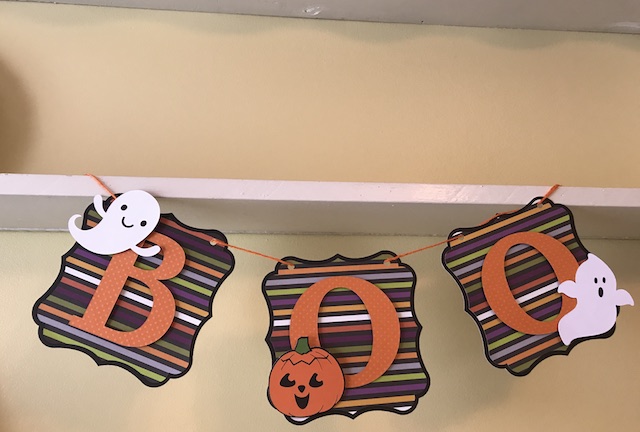 Boo Banner Hanging up for Halloween created with the Cricut