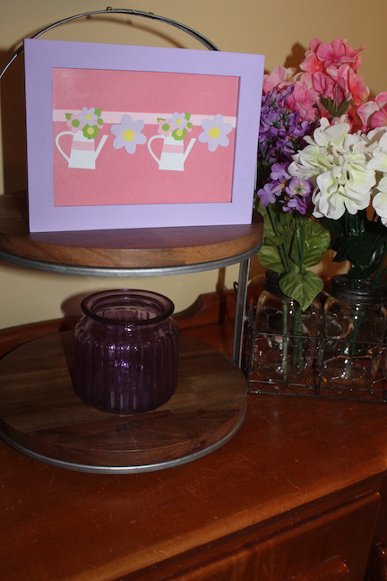 Add spring charm to your home with this spring banner in a picture frame using your Cricut Maker 