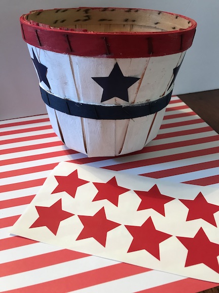 Let's create a patriotic basket for the porch or table decor. Learn how to make the perfect centerpiece or porch decor for the 4th of July. 