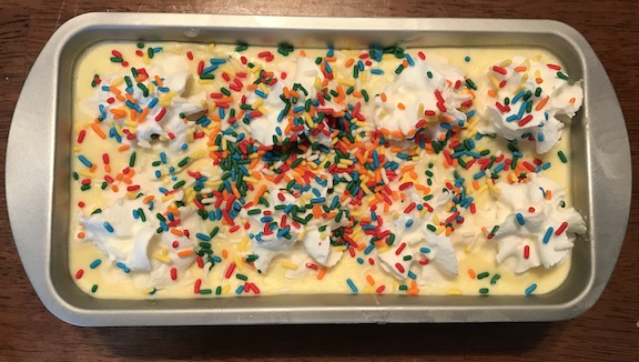 Making homemade ice cream is easy and fun. This no churn cake batter ice cream is perfect for the kids. Great for a birthday party too. #IceCream #Homemade #Kids #EasyRecipe #Summer #BirthdayParty #BirthdayIdeas #Homemadeicecream #Nochurn #Fun 