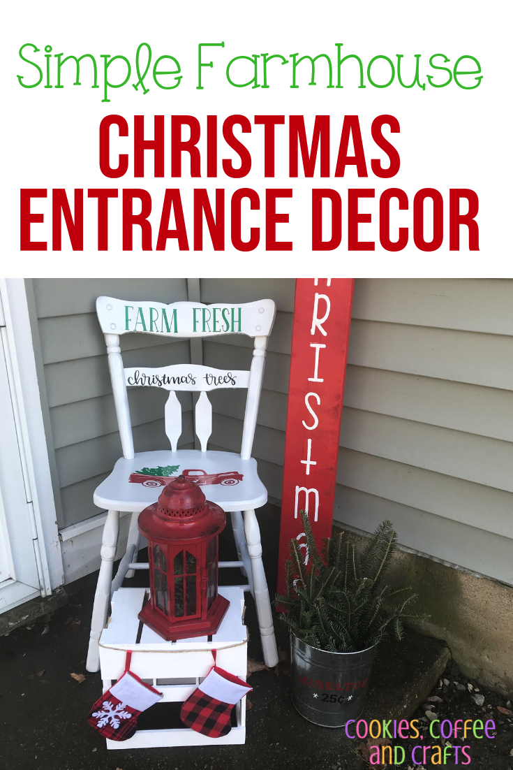 Simple Farmhouse Christmas Entrance Decor