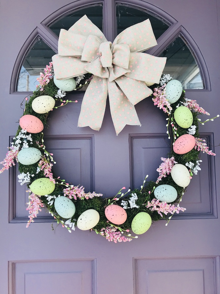 Add a burlap bow and your DIY Easter egg Wreath is ready for the front door