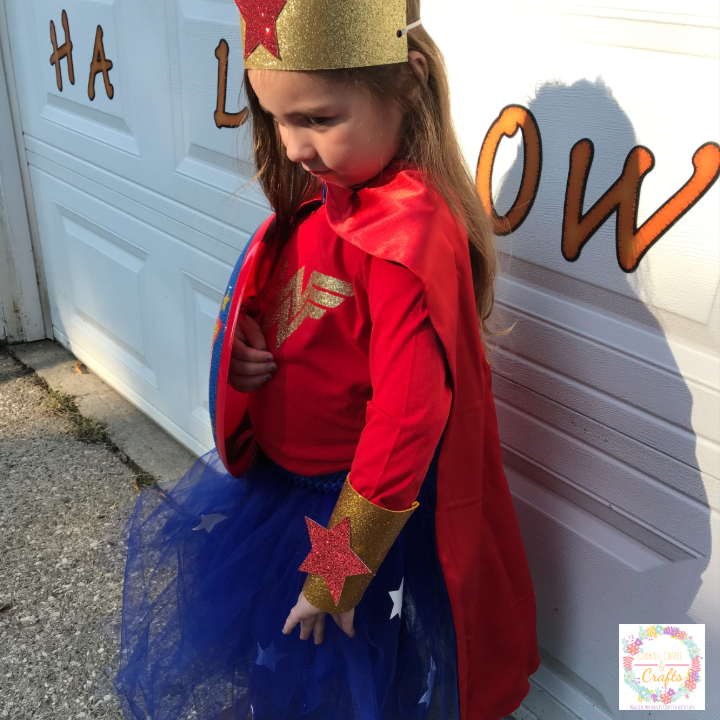 Easy Wonder Woman Costume