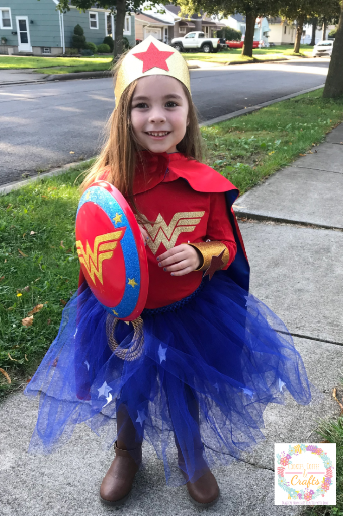 Easy Wonder Woman Costume For Kids