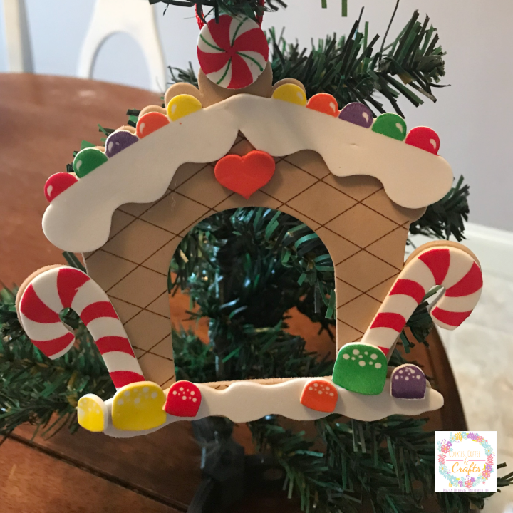 Gingerbread House Picture Ornament as Christmas Gift from the Kids