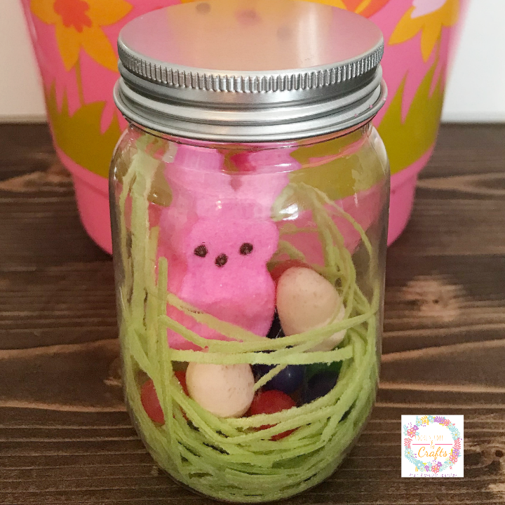Mason Jar for a cute Easter Treat 