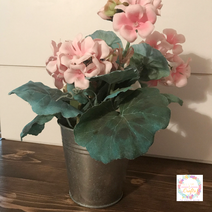 Metal Bucket from the Thrift Store to make the Easter Craft in