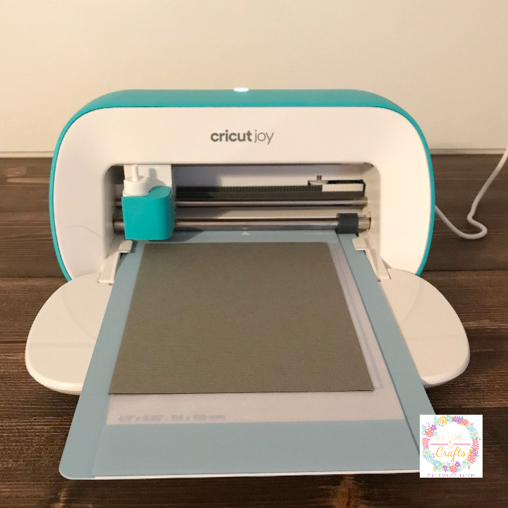 Cricut Joy using the card mat to make cards 