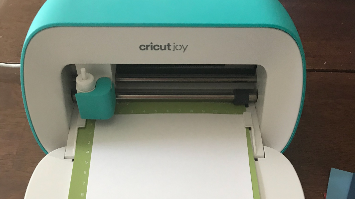 Cricut Joy Cutting card stock for scrapbook page