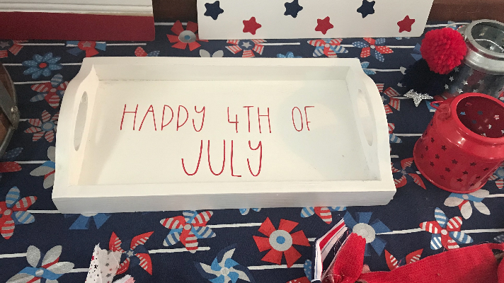 Easy DIY Cricut 4th of July Decoration