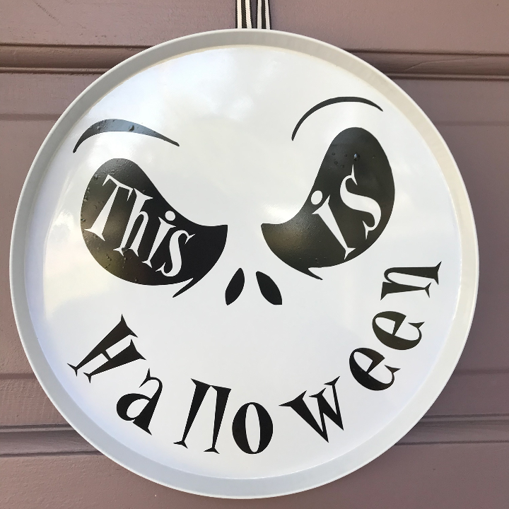 DIY Jack Skellington Door Hanger (from the Dollar Tree)