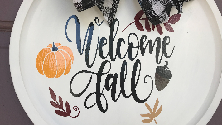 Fall Dollar Tree Pizza Pan Craft on Front Door 