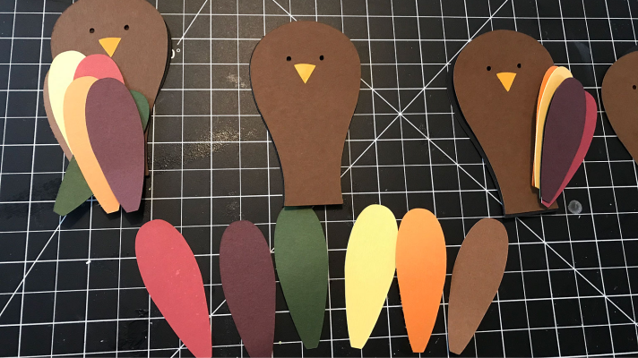 Paper Turkeys for the Cricut Turkey Napkin Ring