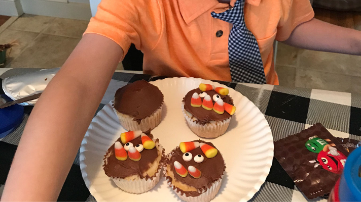 Thanksgiving Turkey Cupcakes for Kids