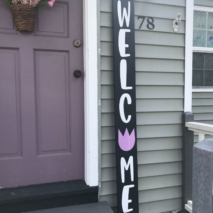 Cricut Spring Vertical Welcome Sign