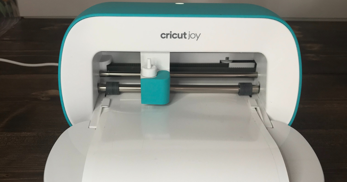 Cutting the vertical welcome sign with Cricut Joy Smart Vinyl