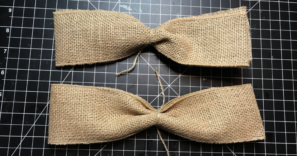 PERFECT Burlap Bow Tutorial  Burlap bow tutorial, Burlap crafts, Crafts