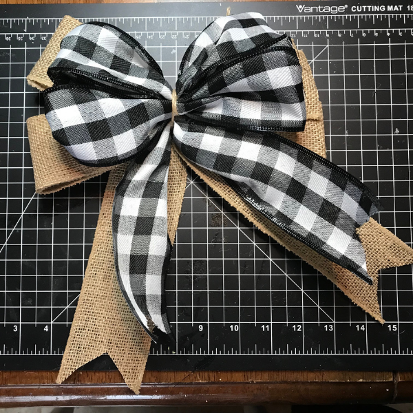 https://www.simplycraftylife.com/wp-content/uploads/2021/07/How-to-make-a-double-layered-bow-for-wreaths-.png