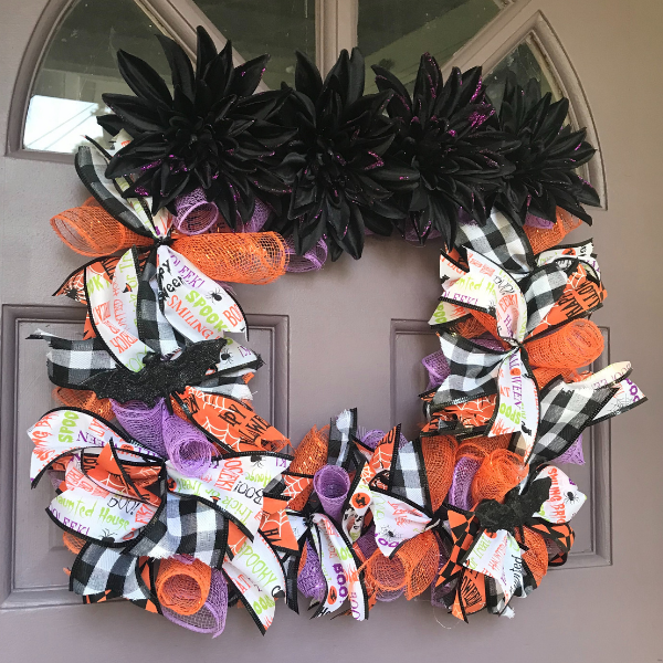 Easy dollar store Halloween wreath 