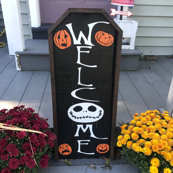 DIY Halloween Welcome Sign | Jack Skellington Themed
