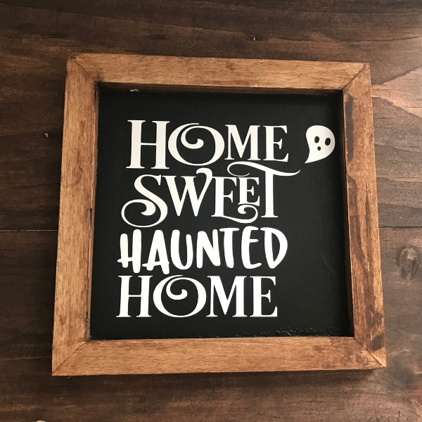 Halloween Themed Fall Cricut Sign to DIY