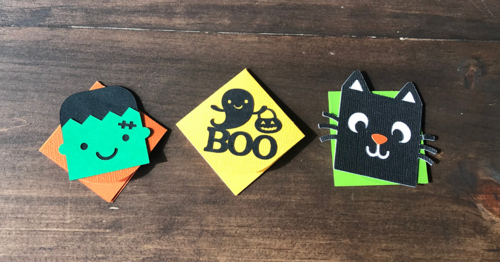 3 Halloween corner bookmarks with Cricut